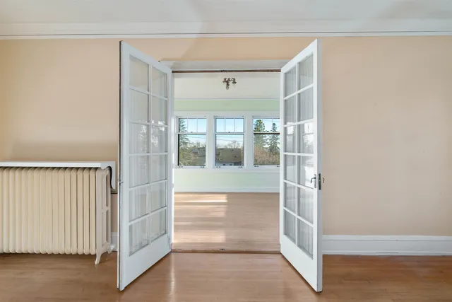 $650,000 | 2418 East 4th Street, Duluth, MN 55812