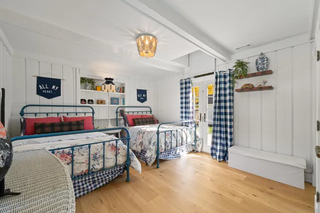 $2,750,000 | N1702 Durand Drive, Linn, WI 53147