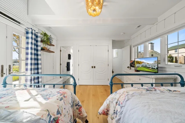 $2,750,000 | N1702 Durand Drive, Linn, WI 53147