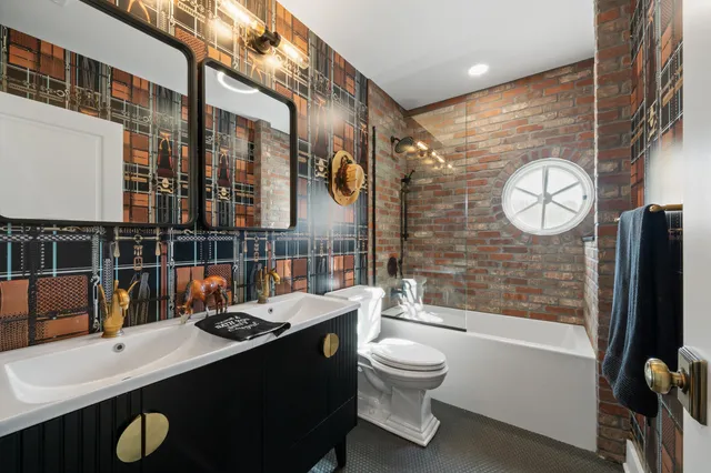 $2,750,000 | N1702 Durand Drive, Linn, WI 53147