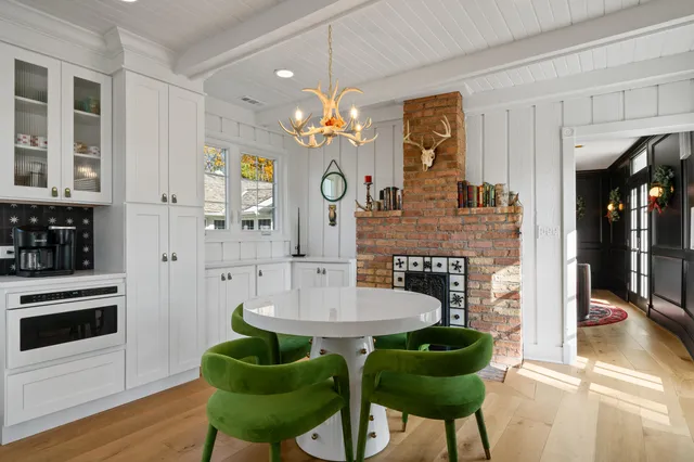 $2,750,000 | N1702 Durand Drive, Linn, WI 53147