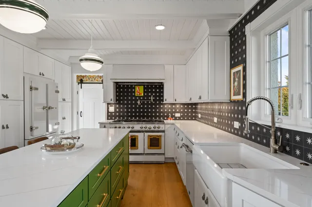 $2,750,000 | N1702 Durand Drive, Linn, WI 53147