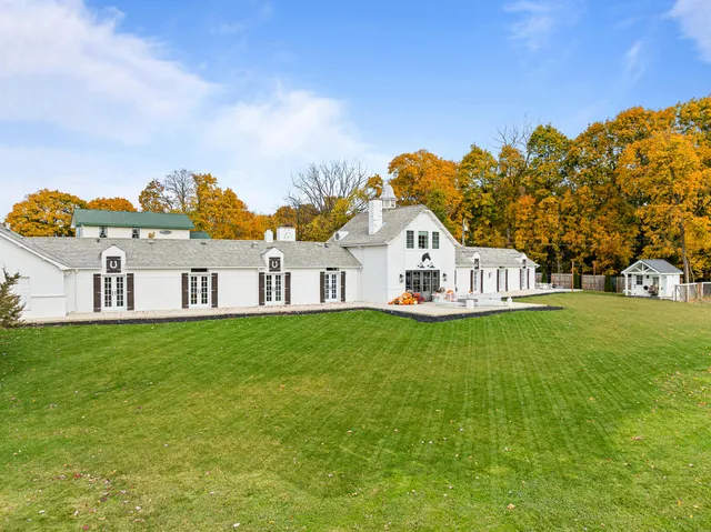 $2,750,000 | N1702 Durand Drive, Linn, WI 53147