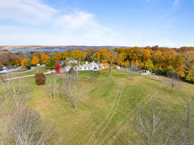$2,750,000 | N1702 Durand Drive, Linn, WI 53147