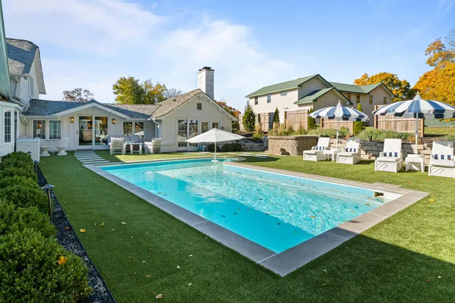 $2,750,000 | N1702 Durand Drive, Linn, WI 53147