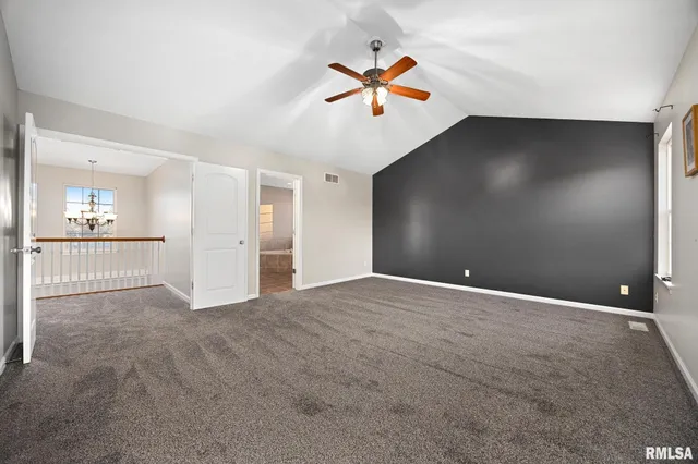 $359,900 | 13921 North River Crest Drive, Chillicothe, IL 61523