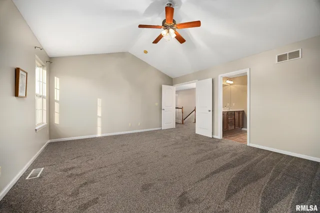 $359,900 | 13921 North River Crest Drive, Chillicothe, IL 61523