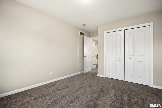 $359,900 | 13921 North River Crest Drive, Chillicothe, IL 61523