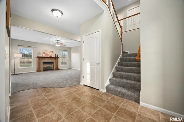 $359,900 | 13921 North River Crest Drive, Chillicothe, IL 61523