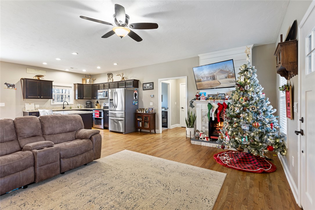 108 Thunder Valley Road Seneca, SC 29678 - Photo 7 of 43 Gallery Image 7