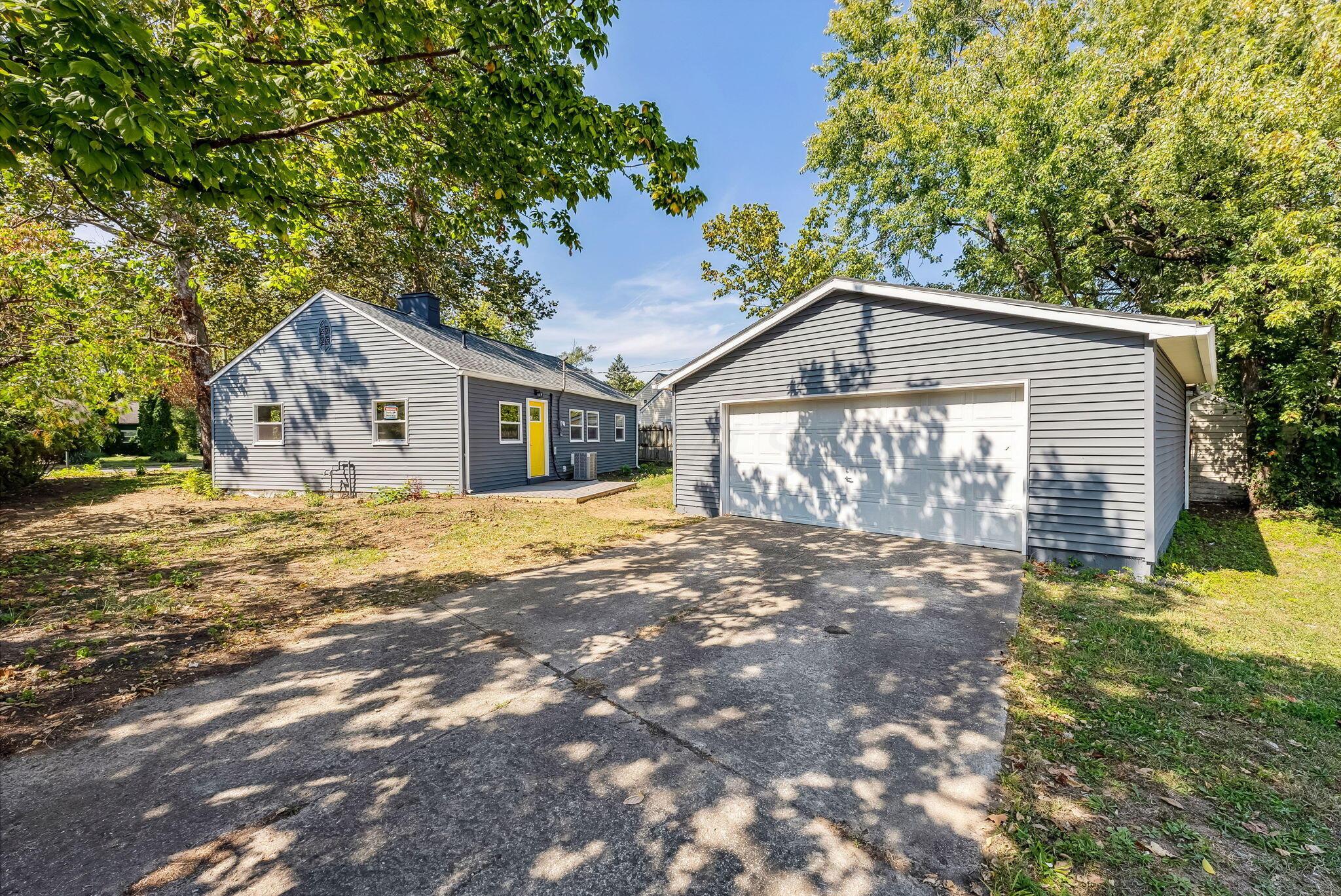 428 South Hampton Road Columbus, OH 43213 - Photo 12 of 12 20-web-or-mls-428-s-hampton-rd