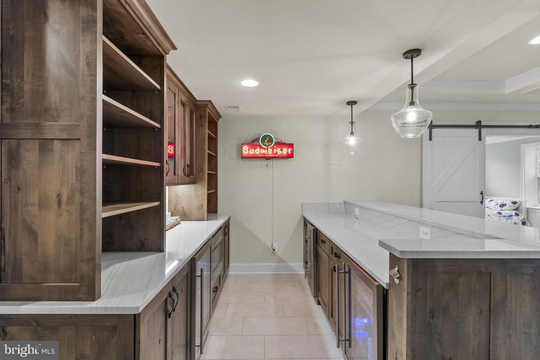 9801 Thoroughbred Road Warrenton, VA 20187 - Photo 67 of 119 Bar area - Lower level