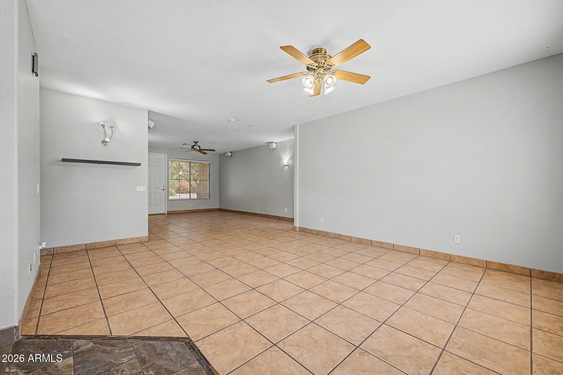4237 East Del Rio Street Gilbert, AZ 85295 - Photo 7 of 31