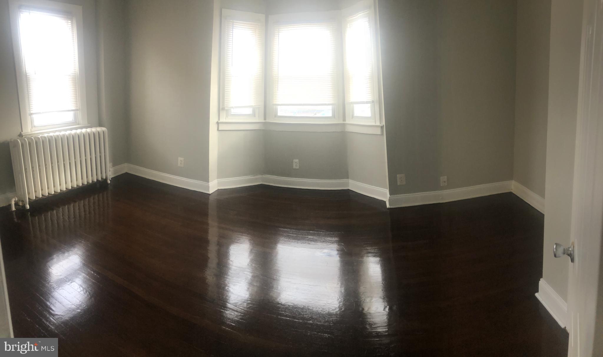 214 Ashby Road Upper Darby, PA 19082 - Photo 12 of 28 Main bedroom