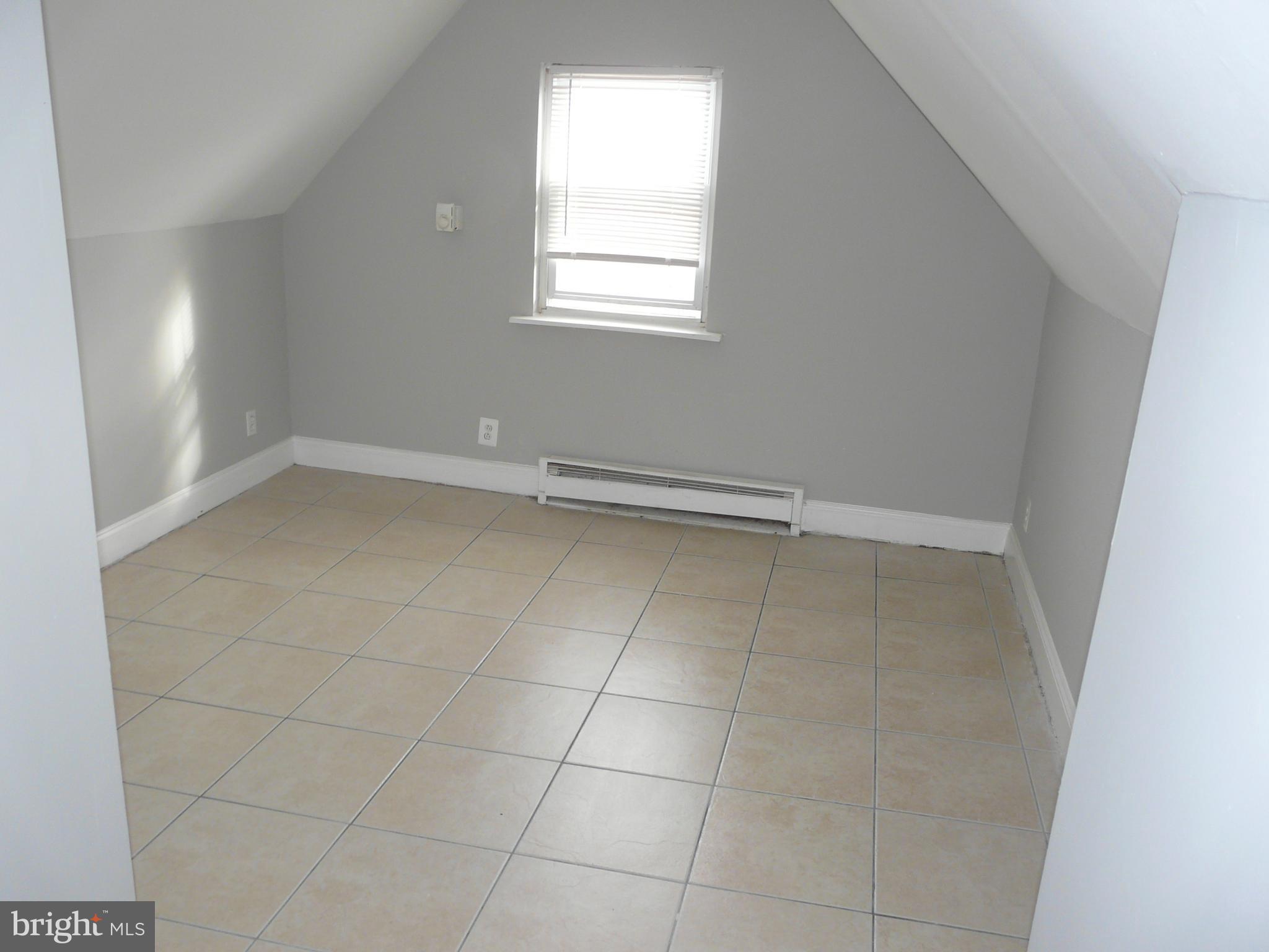 214 Ashby Road Upper Darby, PA 19082 - Photo 16 of 28 3rd floor bedroom 5