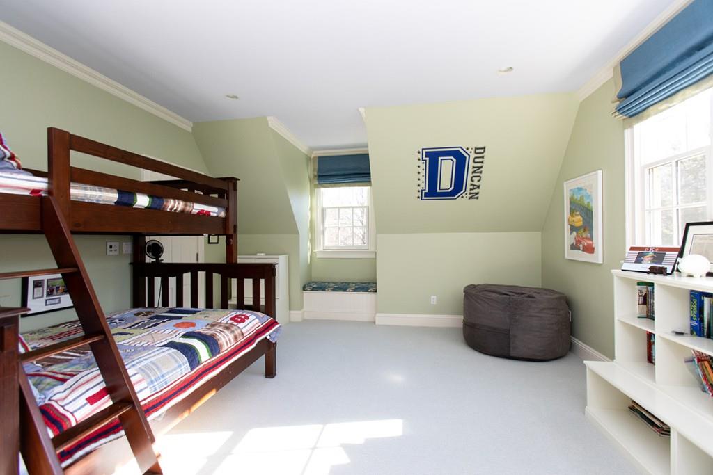 27 Pembroke Road Wellesley, MA 02482 - Photo 18 of 28