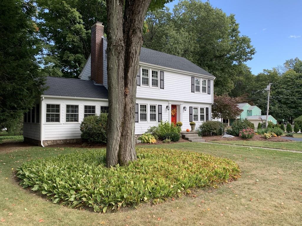 4 Pioneer Road Holden, MA 01520 - Photo 3 of 28 Gallery Image 3