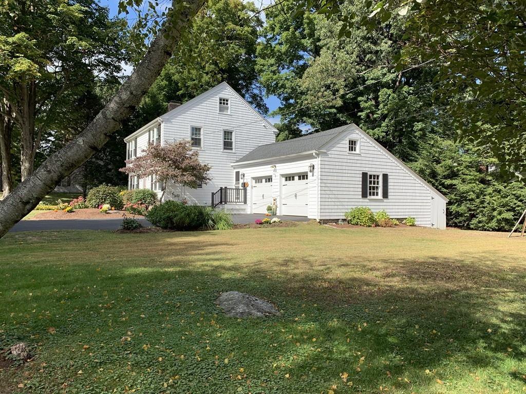 4 Pioneer Road Holden, MA 01520 - Photo 4 of 28 Gallery Image 4