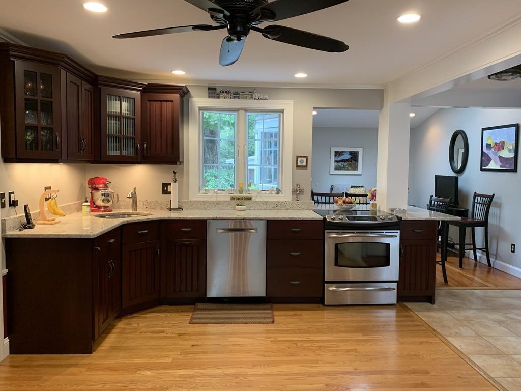 4 Pioneer Road Holden, MA 01520 - Photo 9 of 28 Gallery Image 9