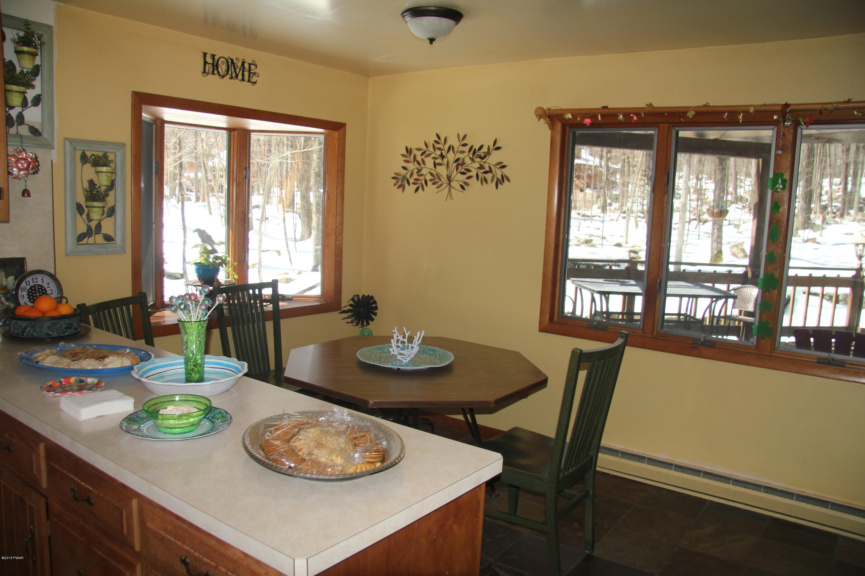 175 Lake Road Lake Ariel, PA 18436 - Photo 9 of 30 Dining Area