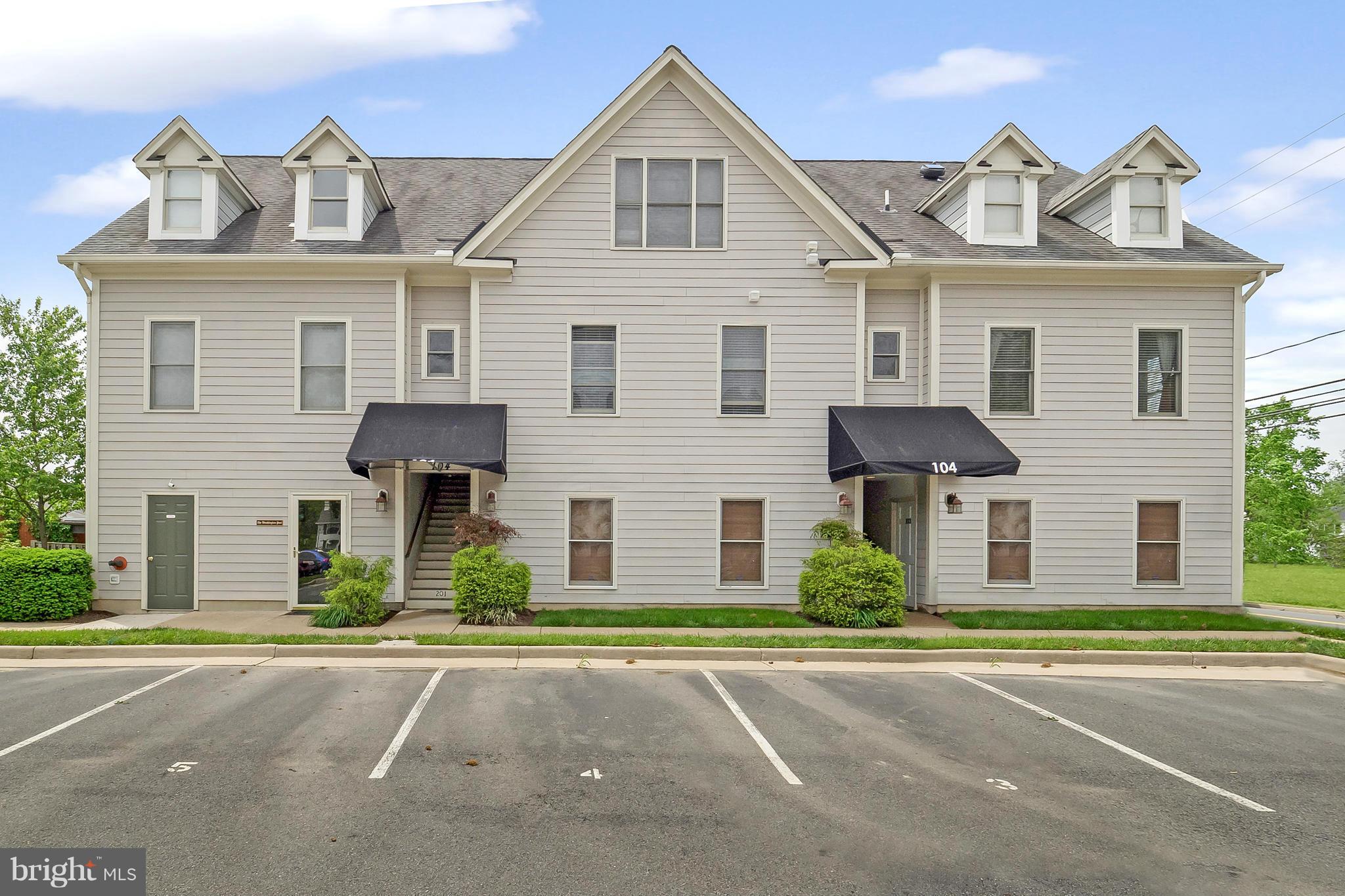 104 Dry Mill Road Southwest, Unit 301 Leesburg, VA 20175 - Photo 1 of 23 Exterior (Front)