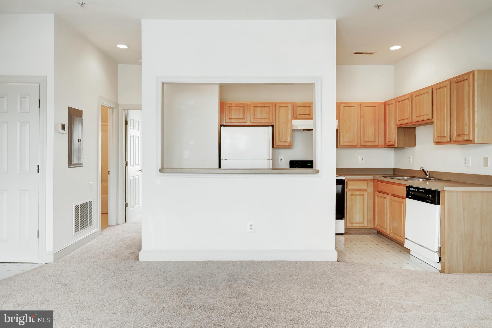 104 Dry Mill Road Southwest, Unit 301 Leesburg, VA 20175 - Photo 6 of 23 Interior (General)