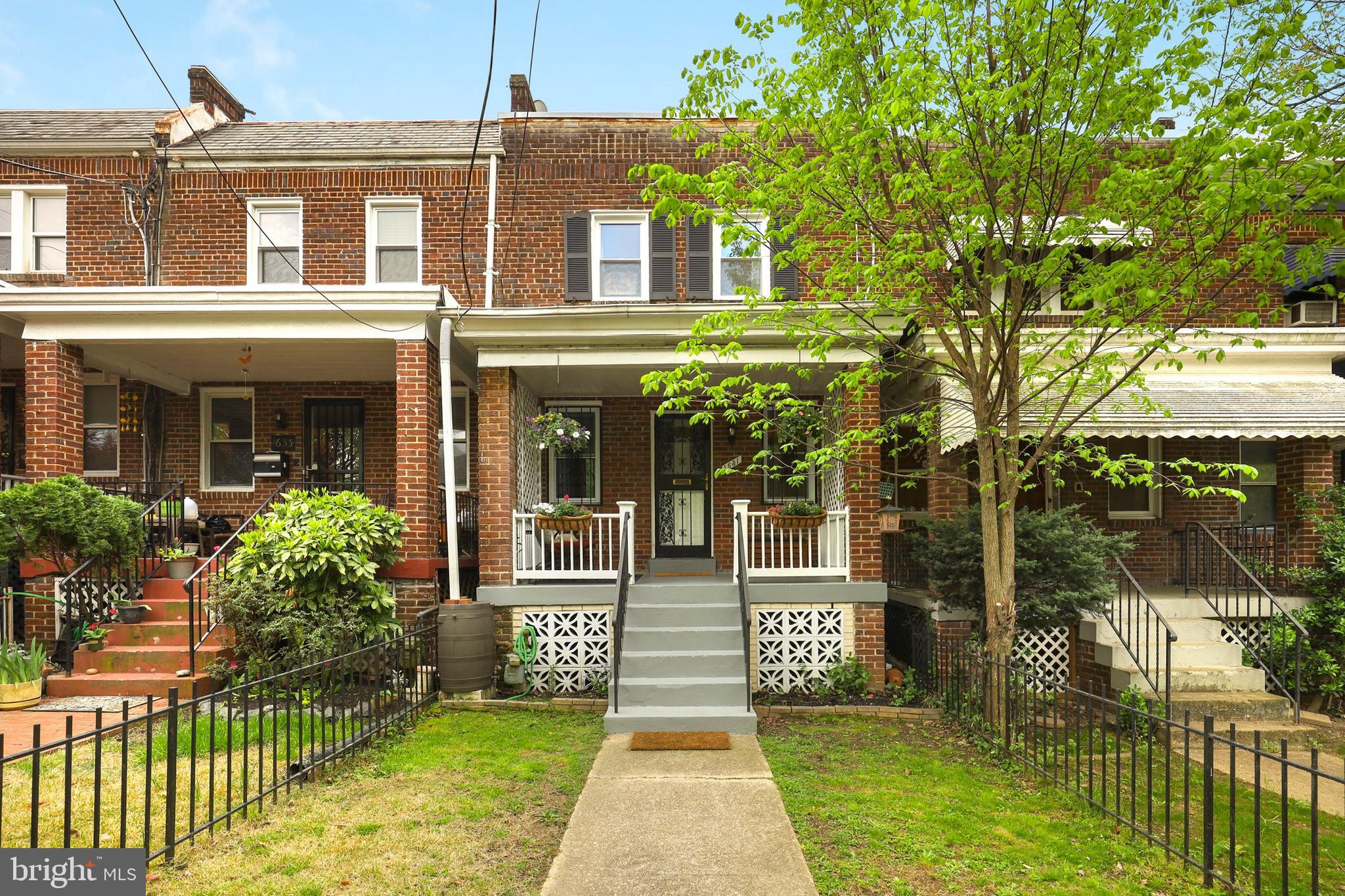 1631 R Street Southeast Washington, DC 20020 - Photo 1 of 34 Gallery Image 1