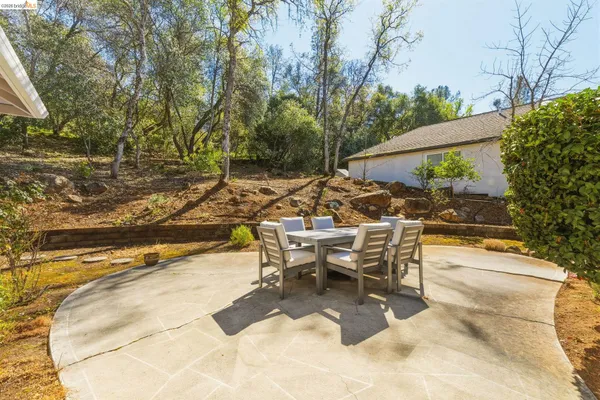 a view of a street with an empty space