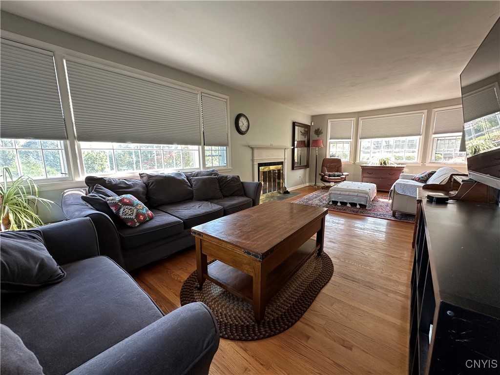 300 Windsor Drive DeWitt, NY 13214 - Photo 13 of 46