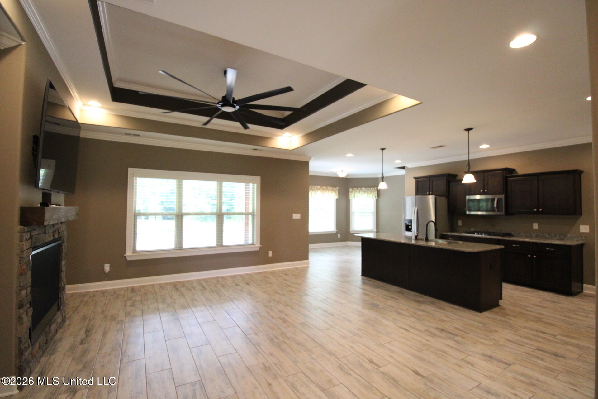 12981 Center Hill Road Olive Branch, MS 38654 - Photo 4 of 48 IMG_1386