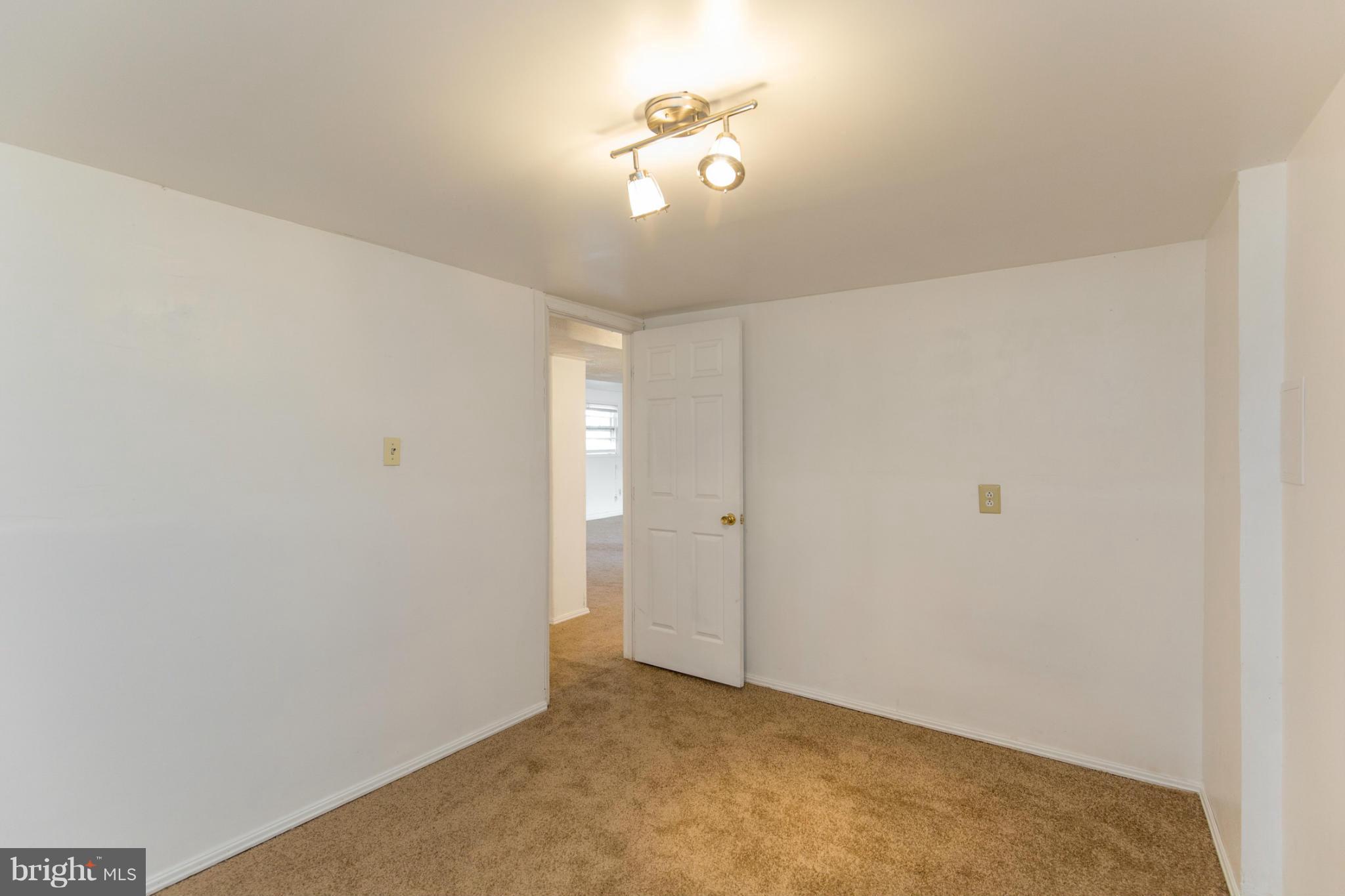 10200 Brandywine Road Clinton, MD 20735 - Photo 24 of 30 Bedroom