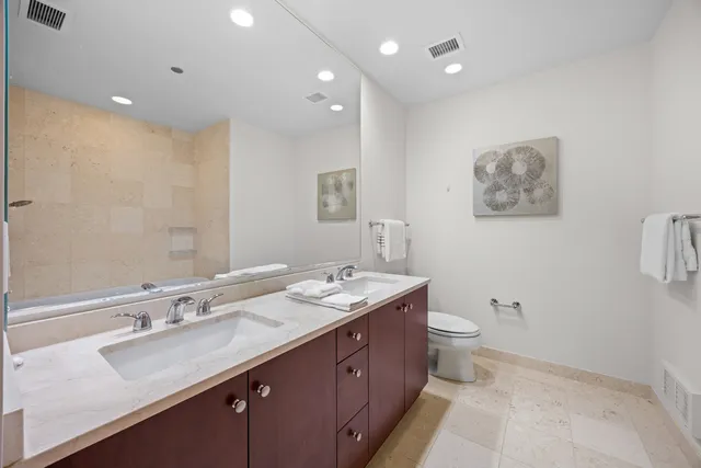 $624,900 | 60 East Monroe Street, Unit 2307, Chicago, IL 60603