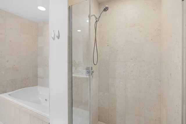 $624,900 | 60 East Monroe Street, Unit 2307, Chicago, IL 60603