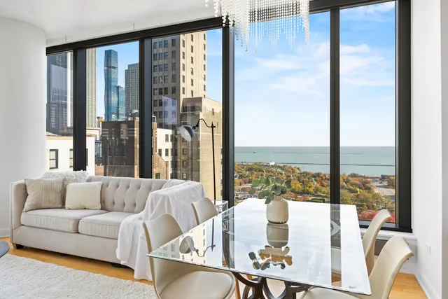 $624,900 | 60 East Monroe Street, Unit 2307, Chicago, IL 60603
