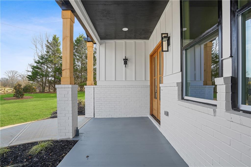 113 Skelton Road Hoschton, GA 30548 - Photo 2 of 52