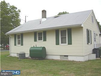 117 Nottingham Road Pennsville, NJ 08070 - Photo 4 of 10 Exterior Back