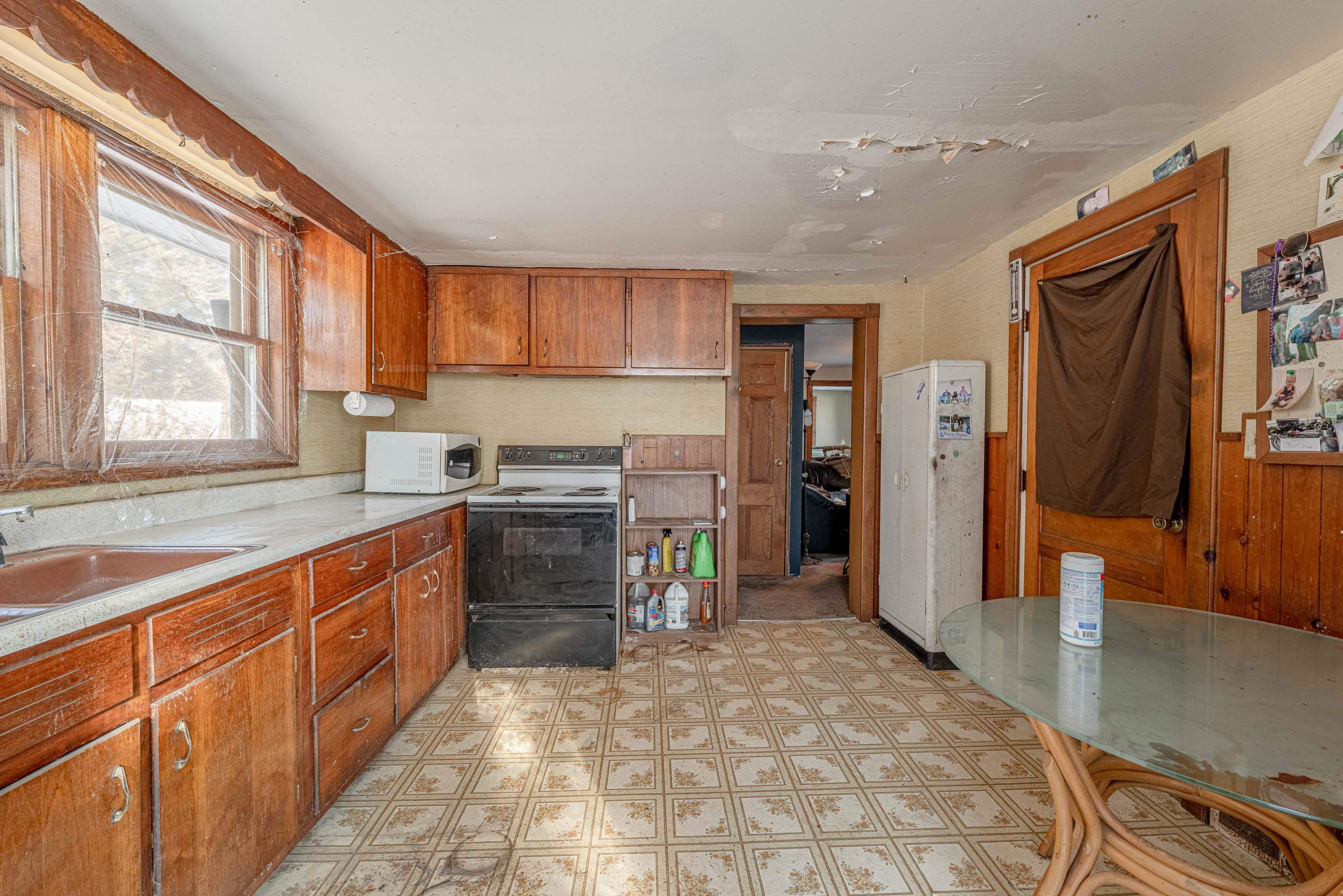 2879 Muller Road Sun Prairie, WI 53590 - Photo 10 of 36