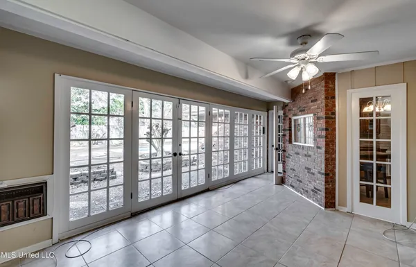 $269,900 | 1422 Mossline Drive, Jackson, MS 39211