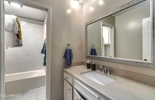 $269,900 | 1422 Mossline Drive, Jackson, MS 39211