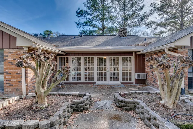 $269,900 | 1422 Mossline Drive, Jackson, MS 39211