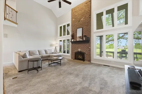 $949,900 | 2460 Bird Lane, Batavia, IL 60510