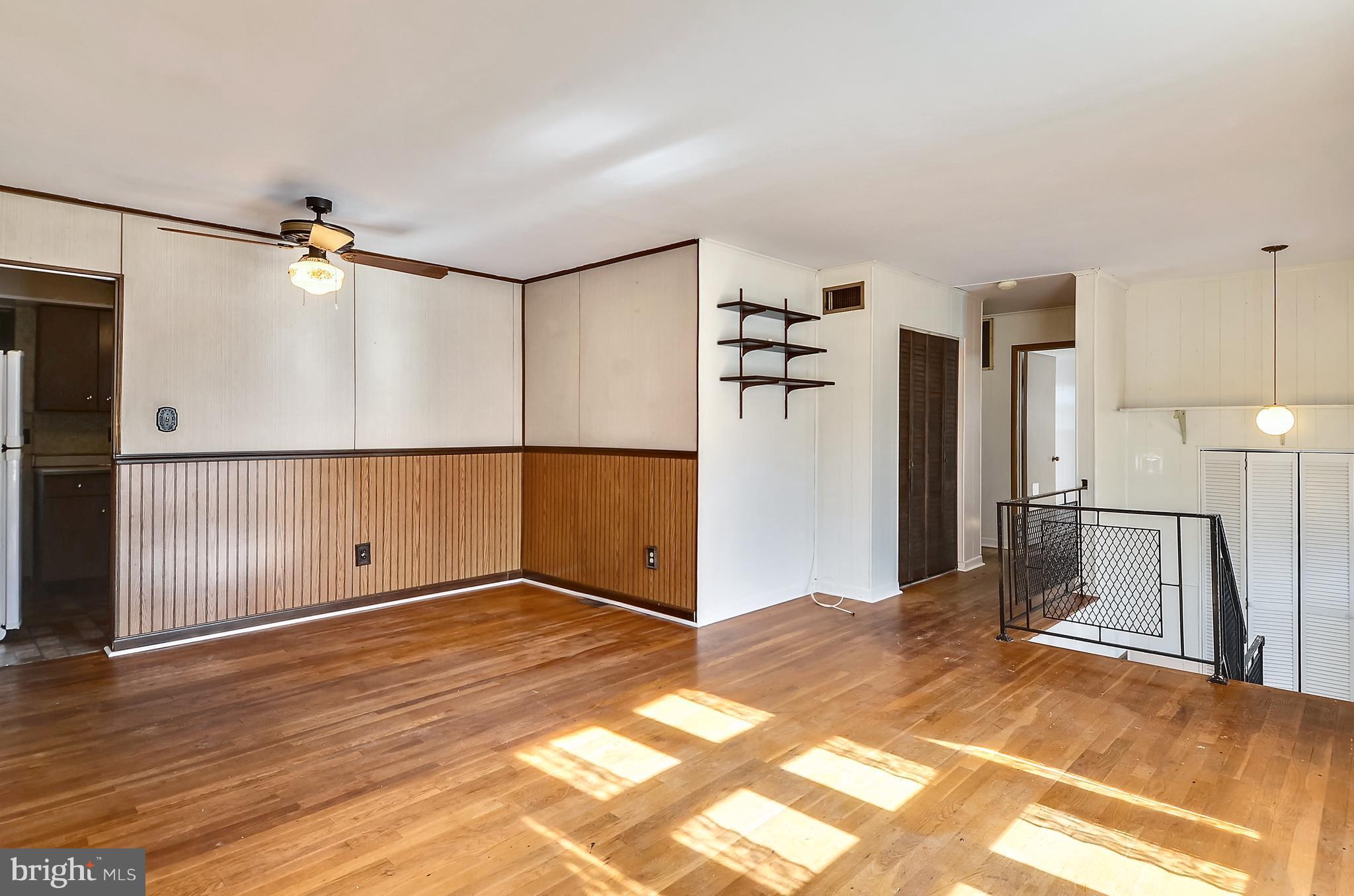 5009 Randolph Road Rockville, MD 20852 - Photo 23 of 30 Living Room