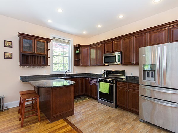 64 University Road, Unit 2 Brookline, MA 02446 - Photo 6 of 28