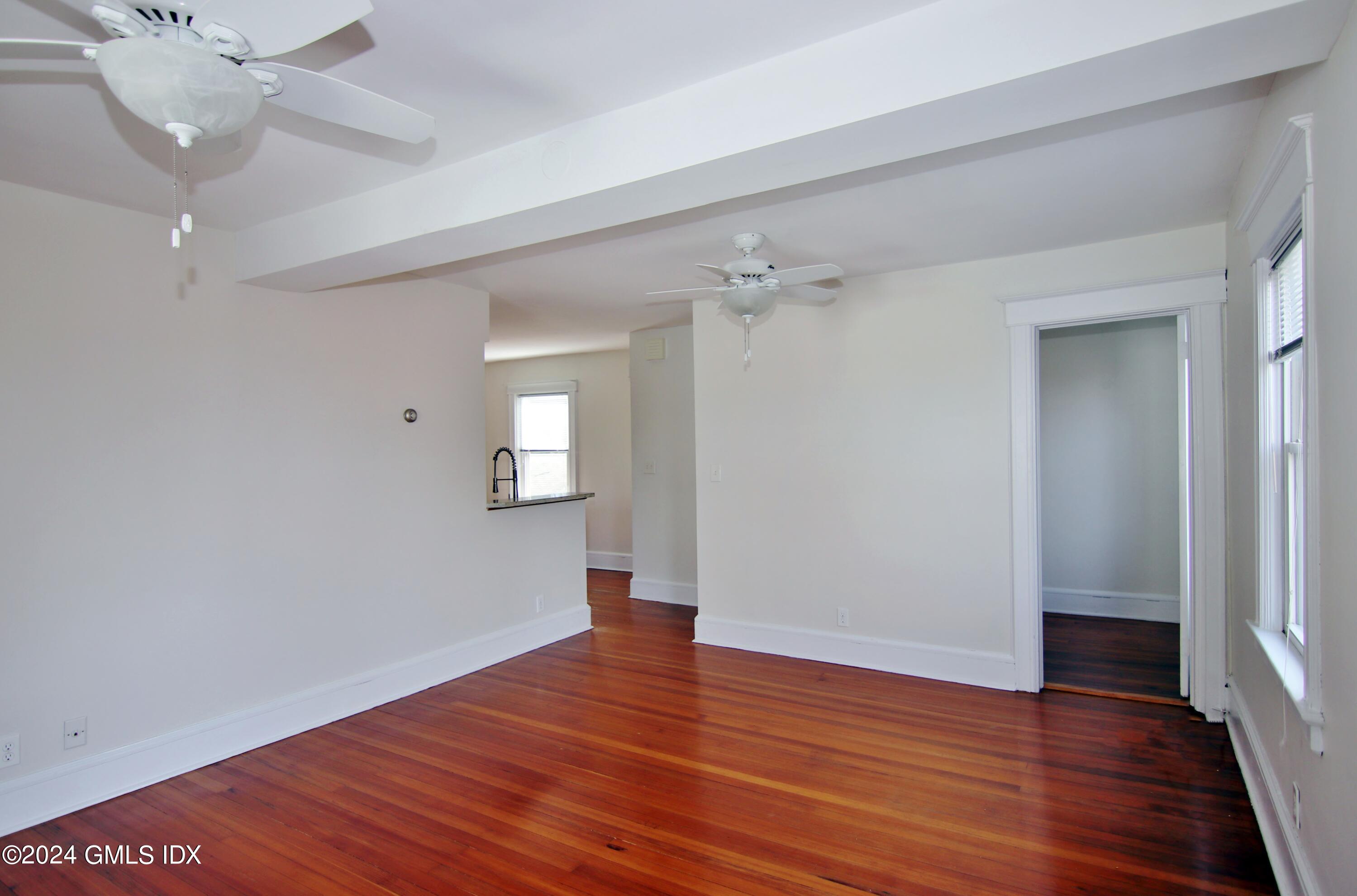 25 Division Street, Unit 2 Greenwich, CT 06830 - Photo 15 of 31 IMG_3703