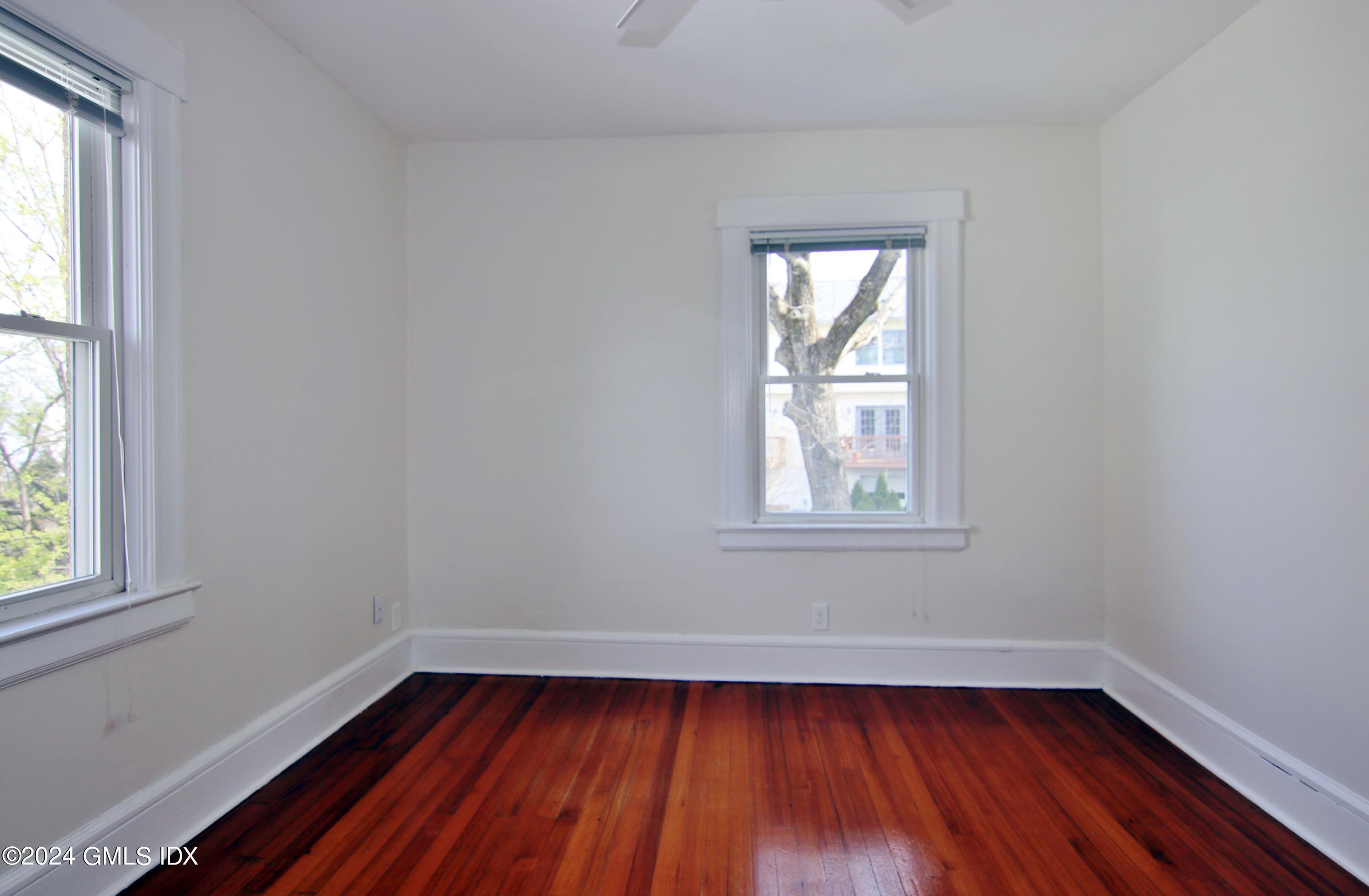 25 Division Street, Unit 2 Greenwich, CT 06830 - Photo 18 of 31 IMG_3706