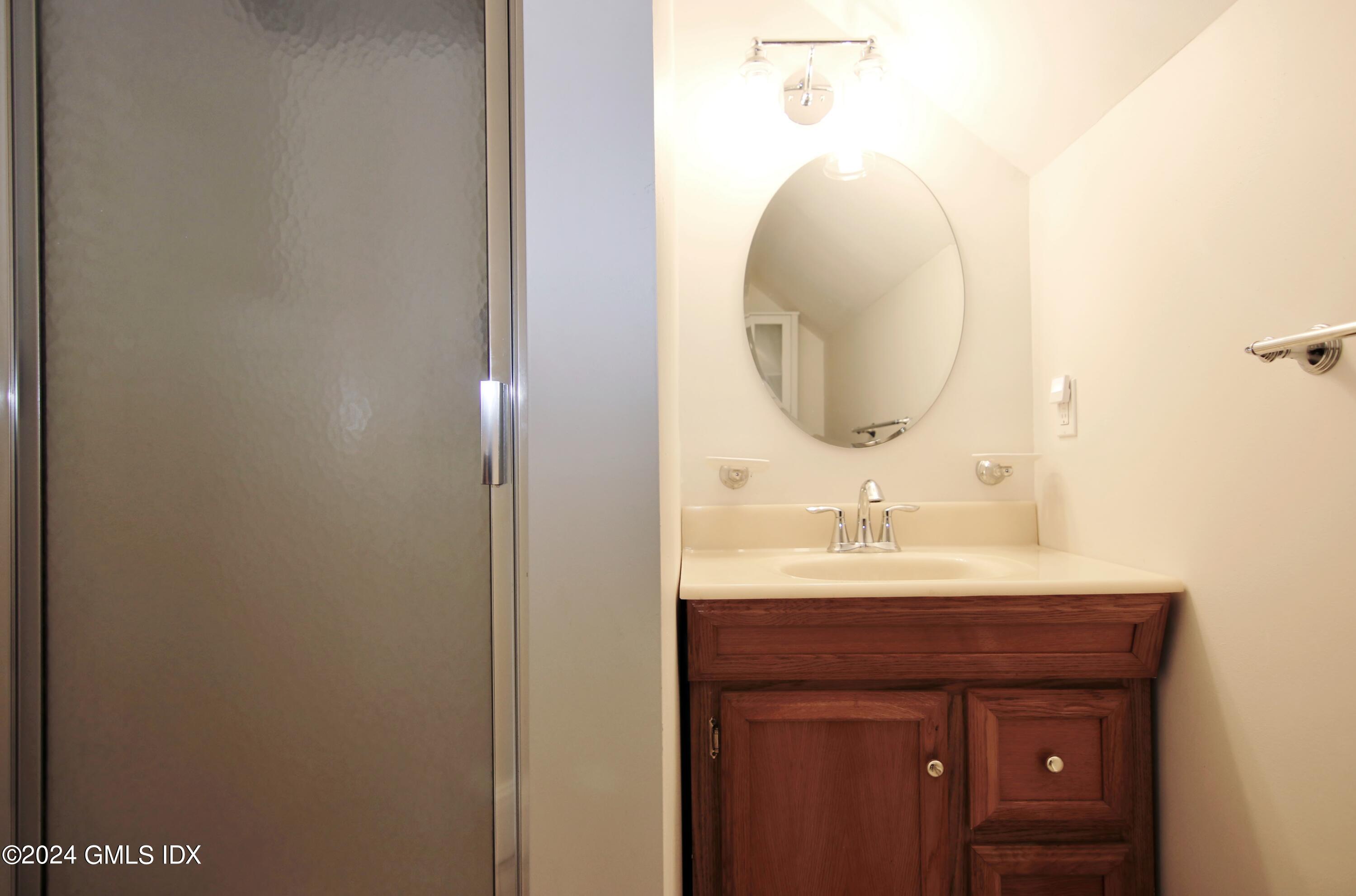 25 Division Street, Unit 2 Greenwich, CT 06830 - Photo 27 of 31 IMG_3716
