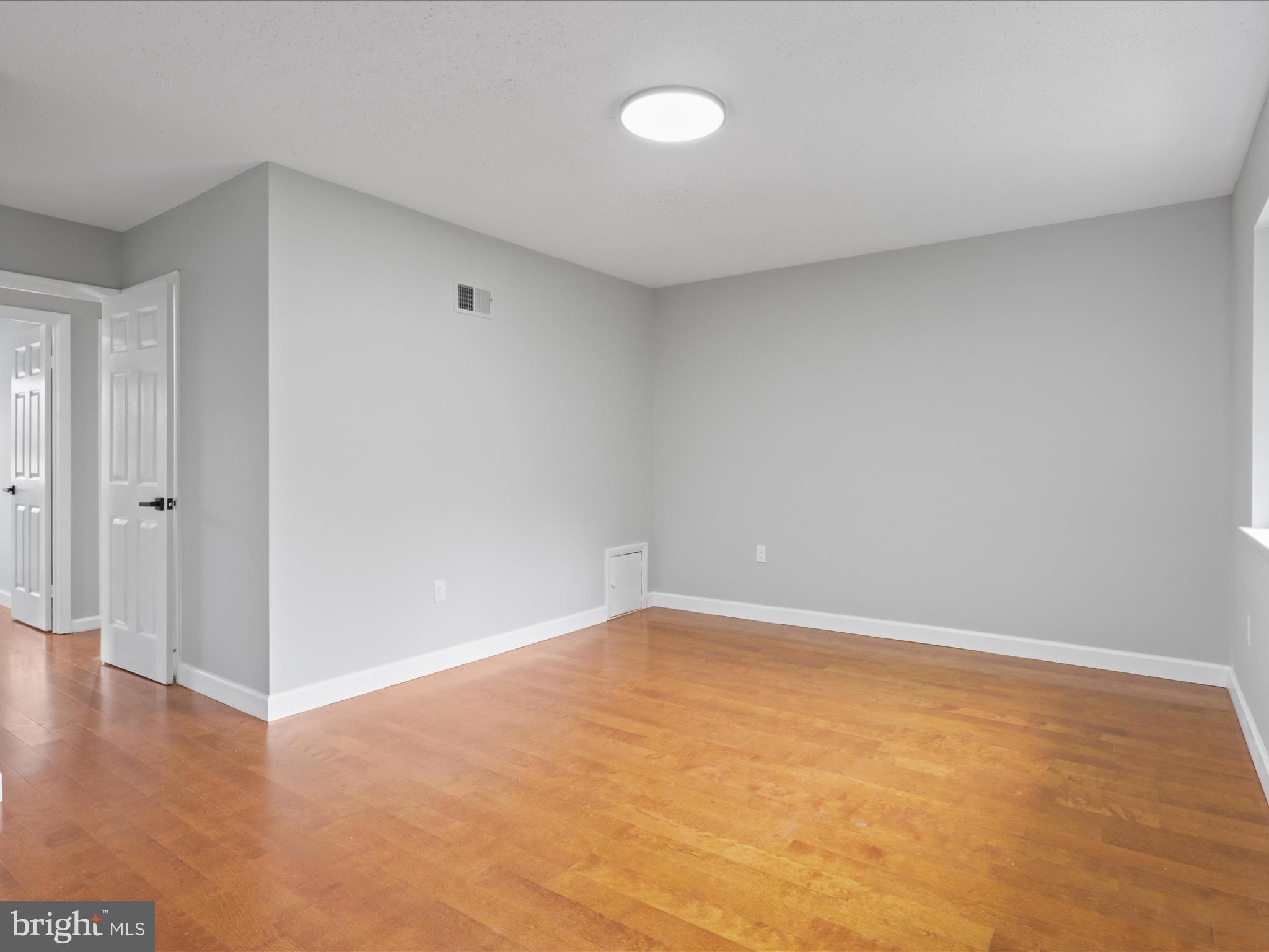 12554 Forrest Hill Road Woodbridge, VA 22192 - Photo 18 of 29