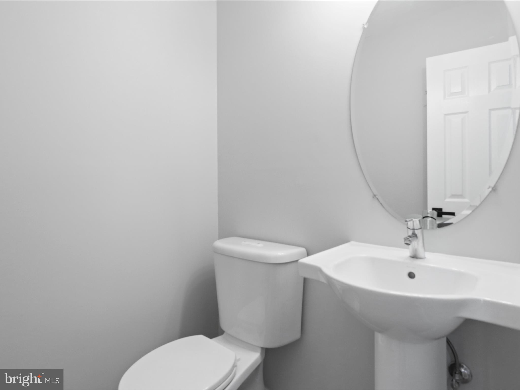 12554 Forrest Hill Road Woodbridge, VA 22192 - Photo 6 of 29