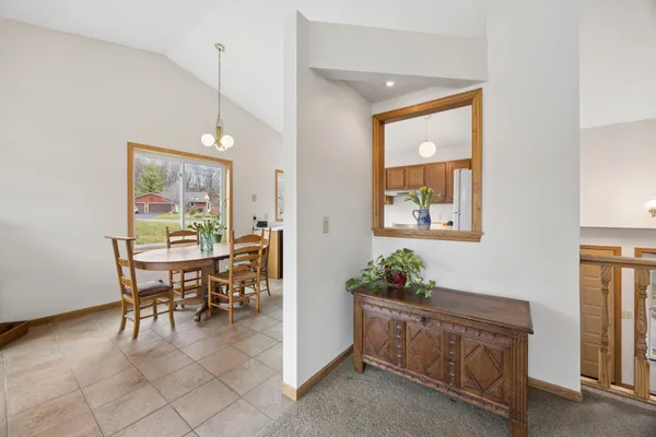 $400,000 | 12975 Garner Lane, St. Paul, MN 55124