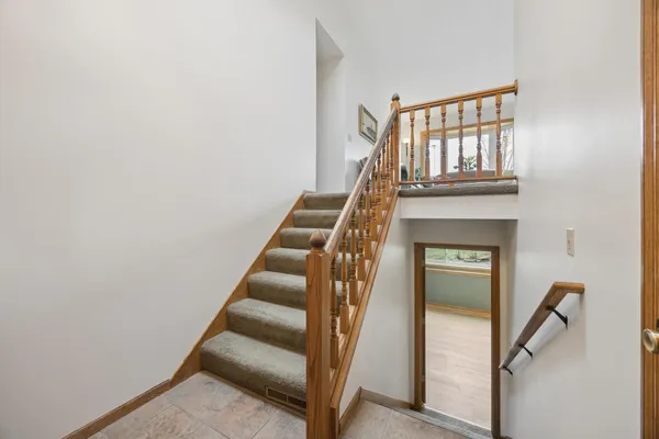 $400,000 | 12975 Garner Lane, St. Paul, MN 55124